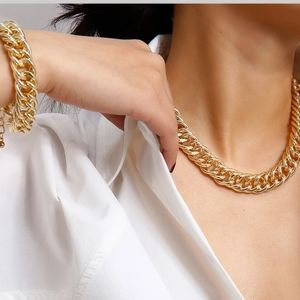 Necklace & Bracelet Set